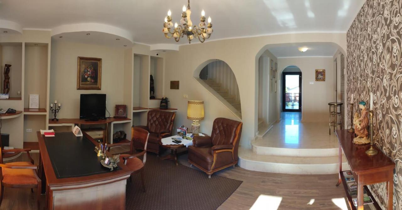 Hotel Casa Alina Deva Esterno foto