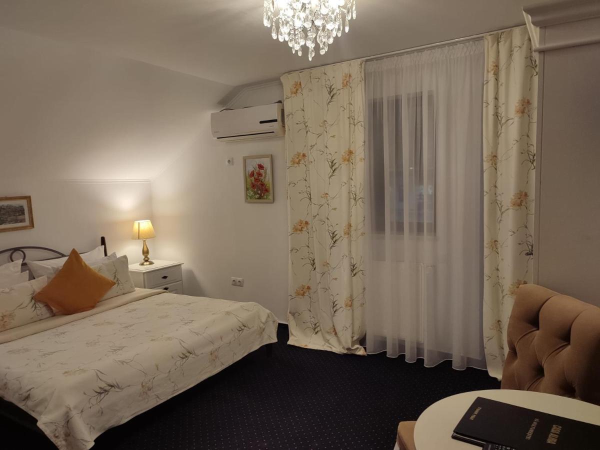 Hotel Casa Alina Deva Esterno foto